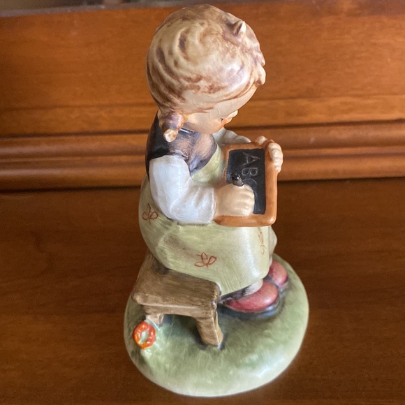 💚TM4 ‘Busy Student’ Hummel Goebel #367 - Picture 5 of 8